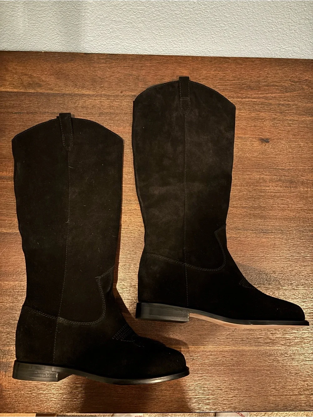 Linea Paolo suede boots